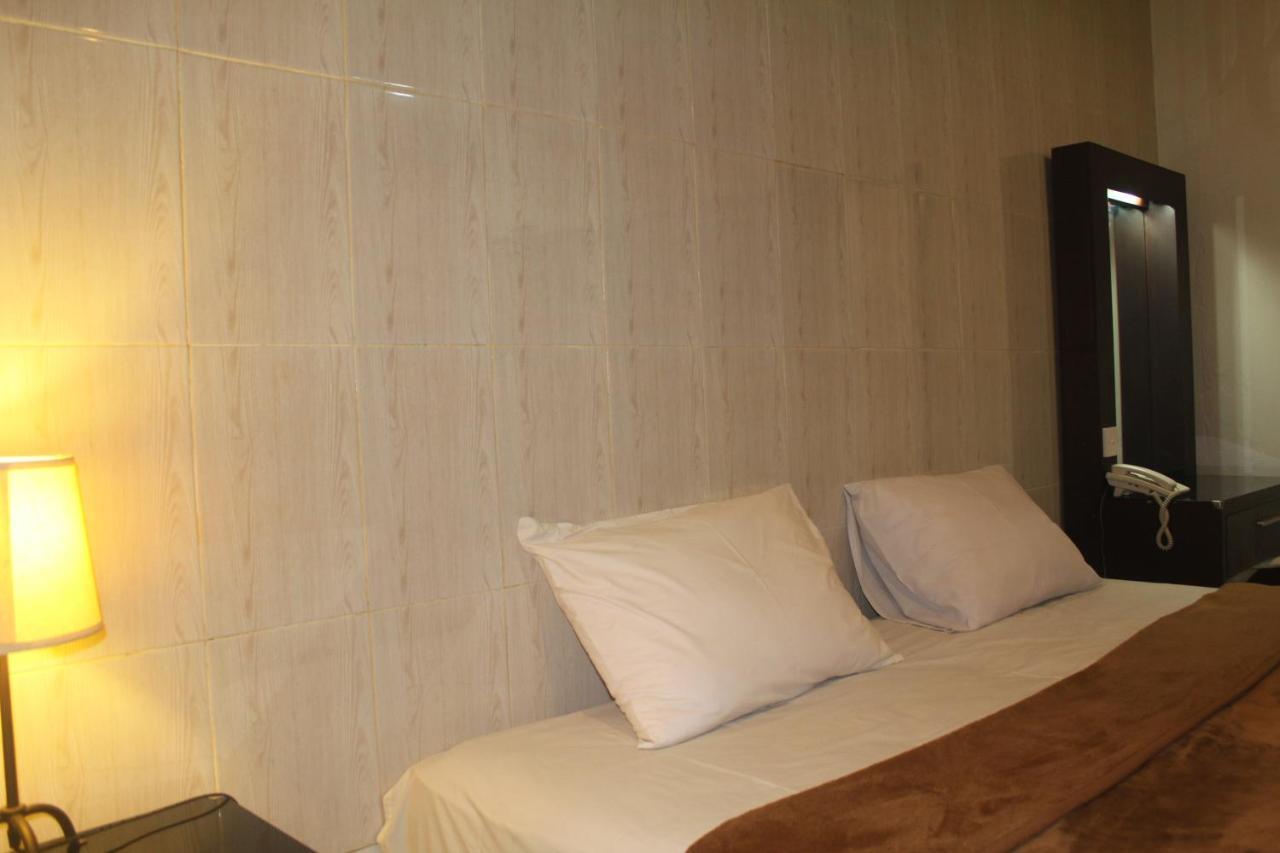 Suji Apartmentバリ島 エクステリア 写真